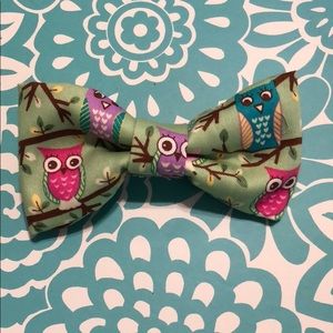 Owl print bow